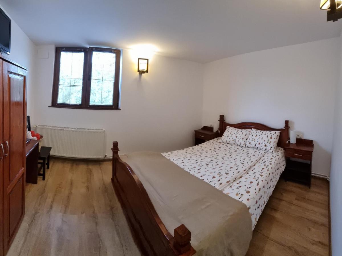 Вилла Casa Bunicului Vistisoara Номер фото